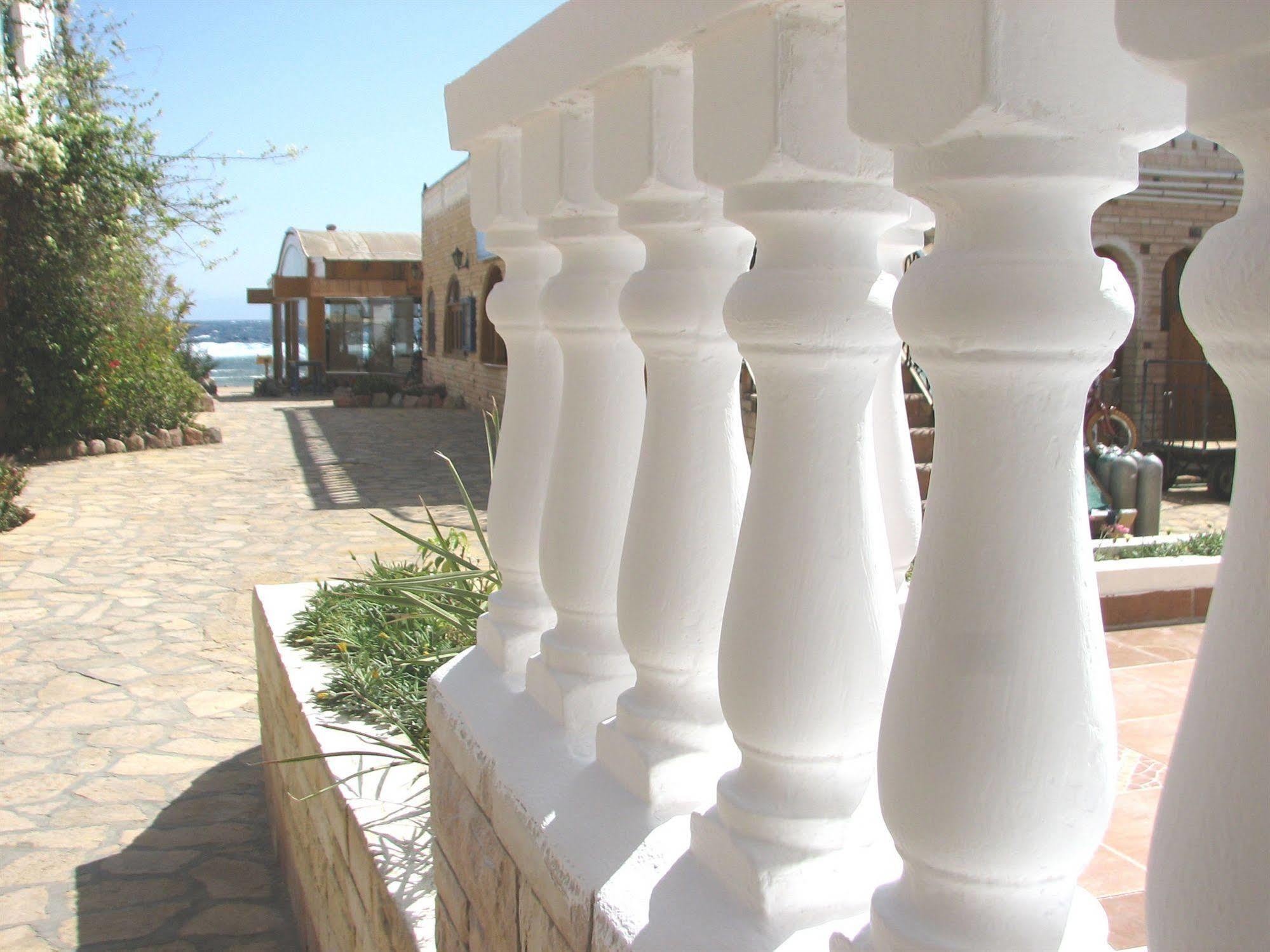 דהב Blue Beach Club מראה חיצוני תמונה